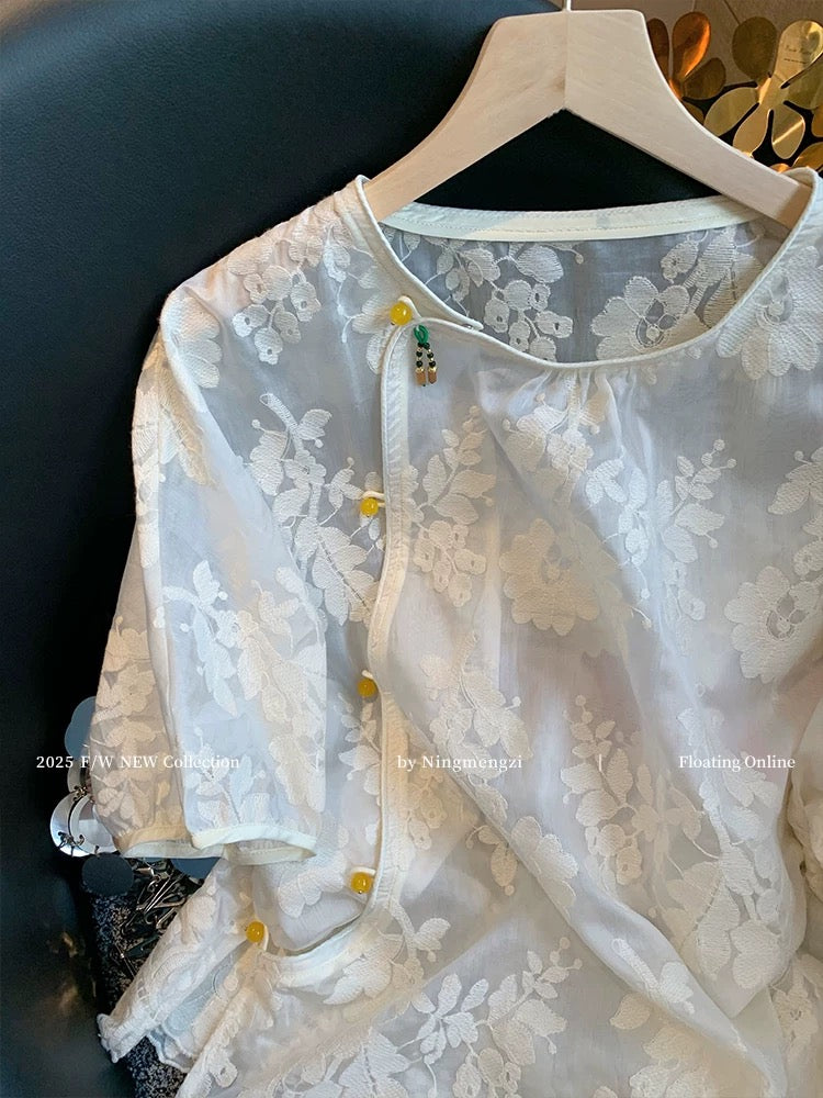 New Chinese style jacquard embroidered diagonal placket short-sleeved T-shirt for women, 2025 summer new style, elegant, youthful, versatile, and with a traditional Chinese style.