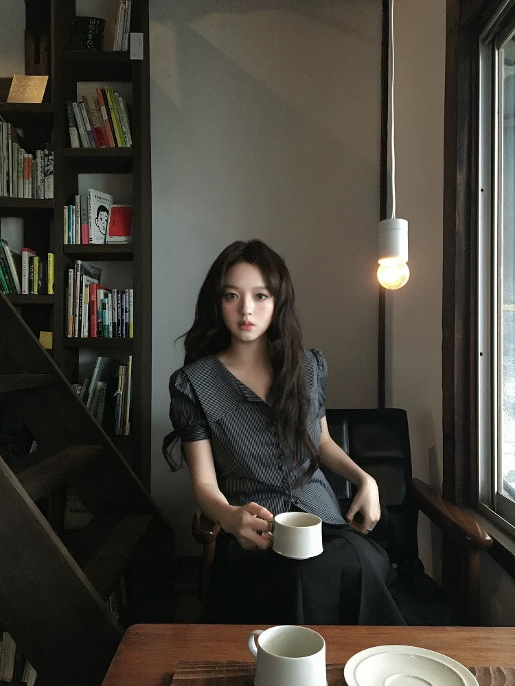 neurcz Black and White Striped Collared V-Neck Slim Waist Retro Shirt Women's Summer Design Puff Sleeve Niche Top