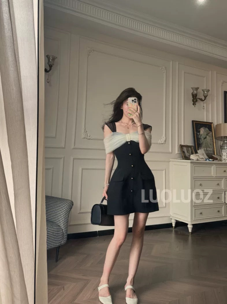 LUOLUOZ 【Misty Charm】Elegant and Stylish Short Dress with a Chic Neckline Design CC160