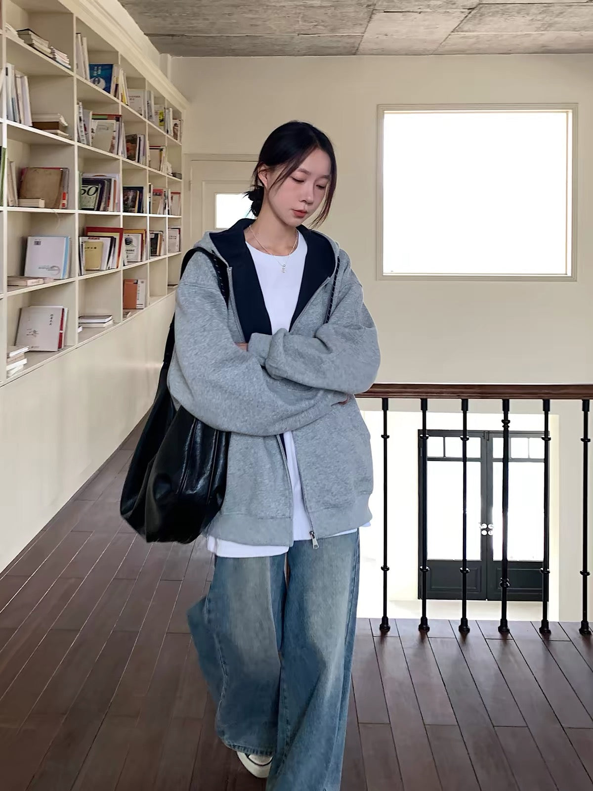 Hannam-dong Street Style" Korean-style hooded cardigan/sweatshirt jacket – Women's long-sleeve loose-fit top for autumn.