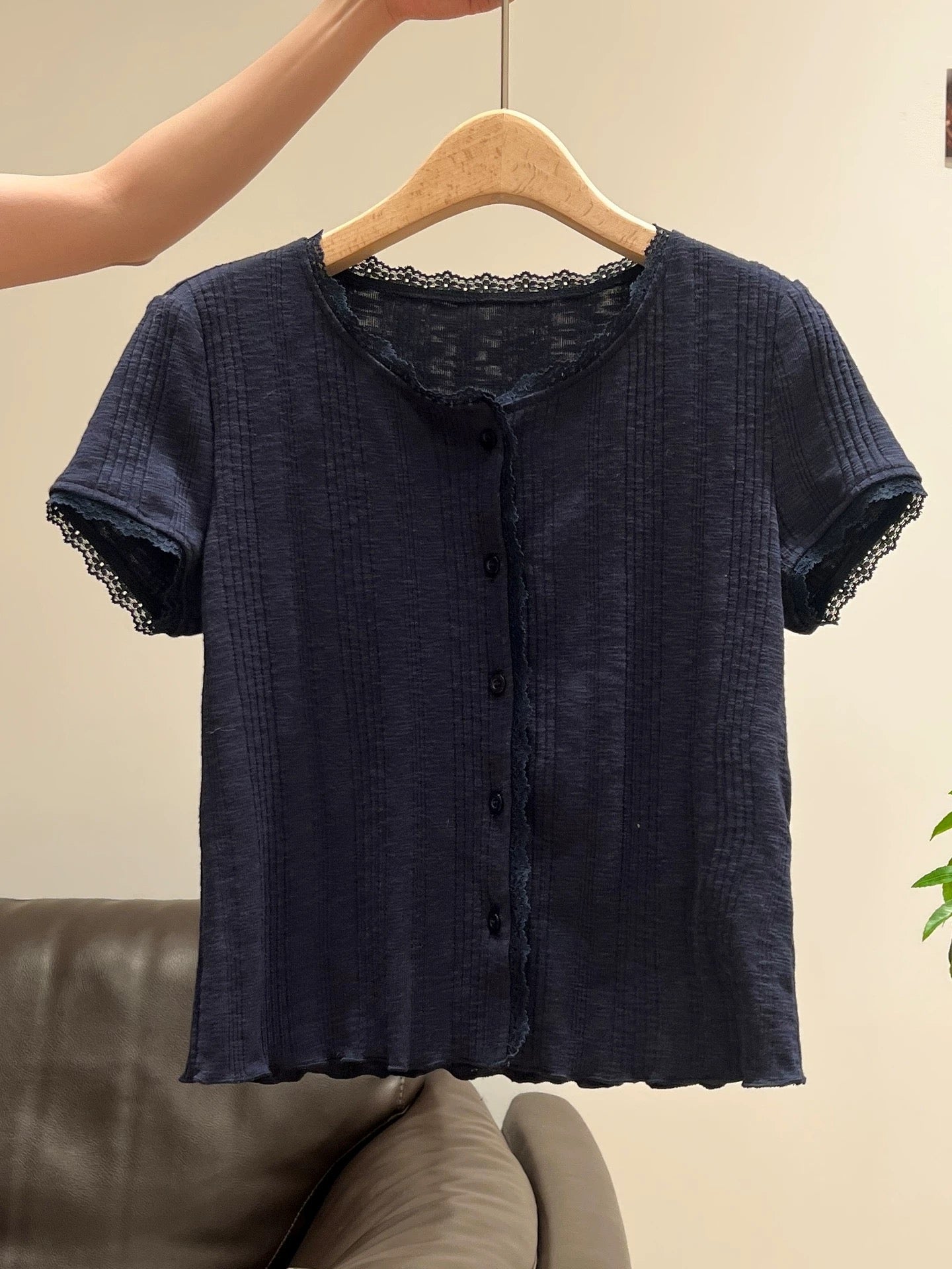 Summer Collection Blue Round Neck Lace-Trimmed Short-Sleeve T-Shirt for Women, 2026 Summer Slim Fit with Ruffled Hem