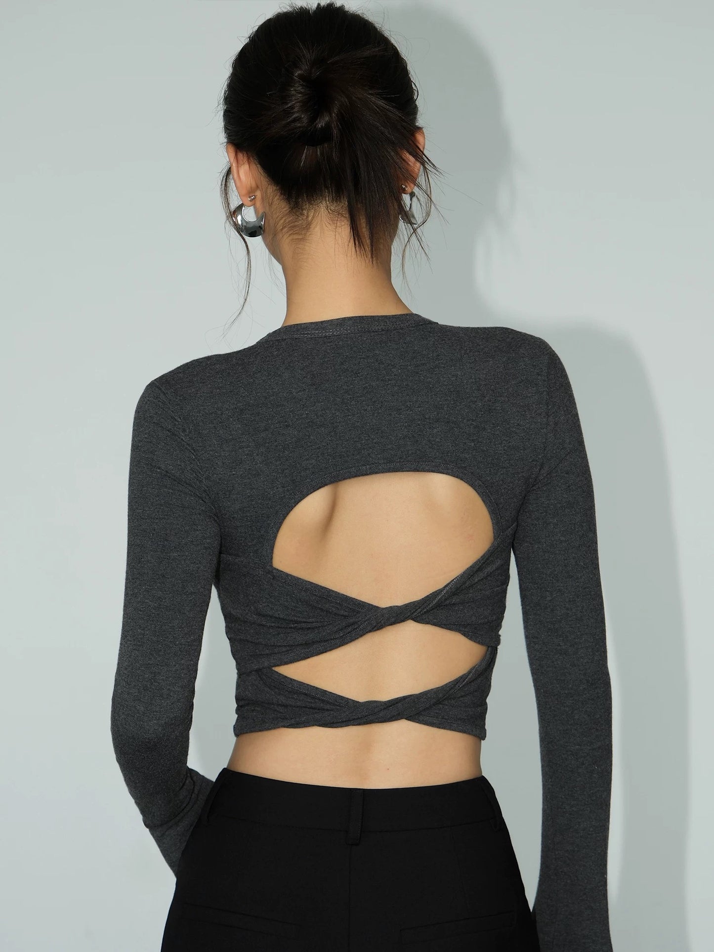 NEVA HU Backless Strap Padded Long Sleeve Slim Bottoming T-shirt Women's Design Autumn Hollow Short Top