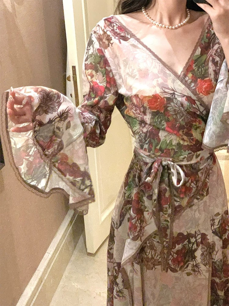 Good Job! 【Tsubaki Hanasaki】French Retro Print Dress with Waist-cinching Design and Layered Elegant Long Skirt