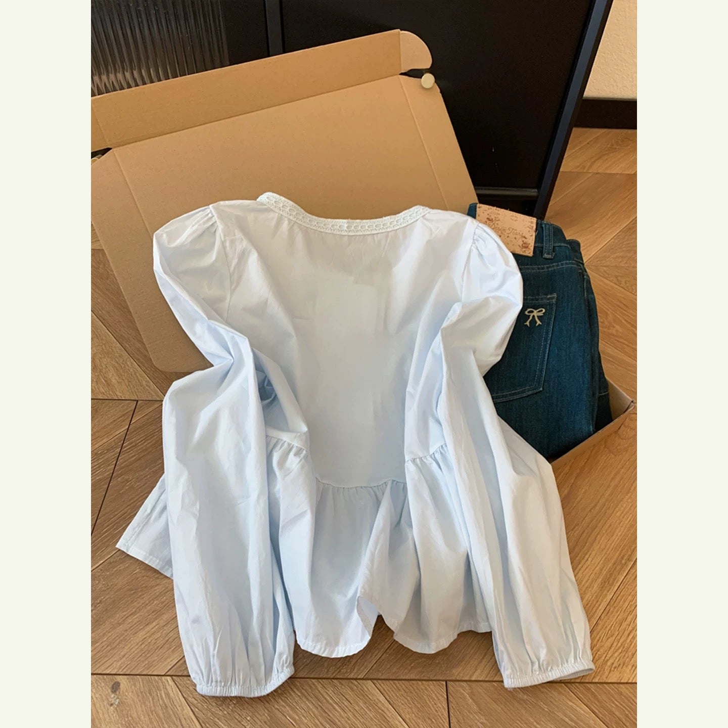 Kiss Allow Pure Cotton Blue Bow Tie Round Neck Button-Up Shirt Women's Unique Design Shirt Top Spring