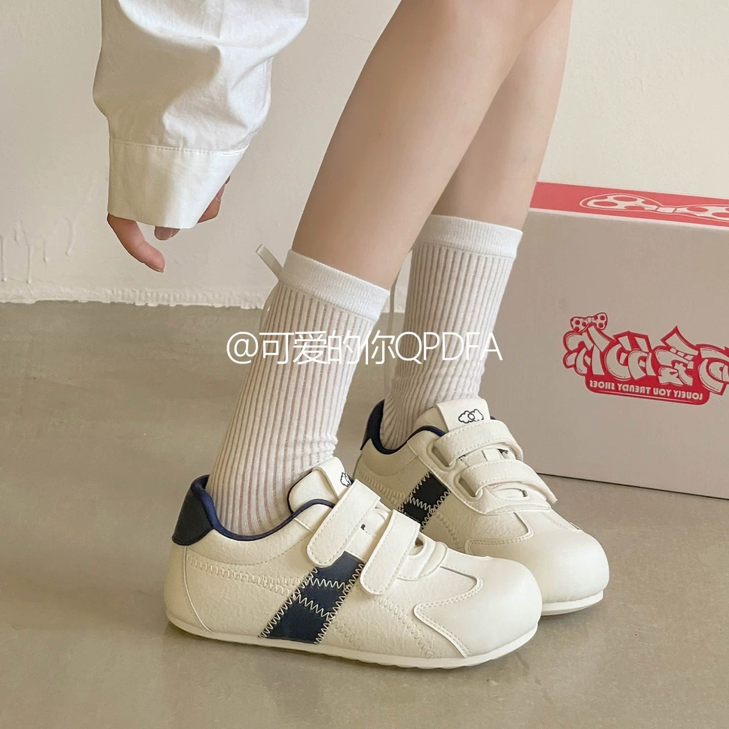 Cute Girl White Sneakers Women's Sneakers 2026 New Casual Shoes Versatile Student Spring and Autumn Trendy Bread Shoes