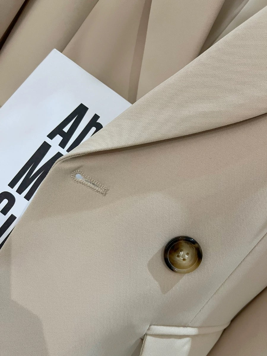 Off-white high-end suit jacket for women 2024 new spring and autumn Internet celebrity light and mature style simple age-reducing French suit