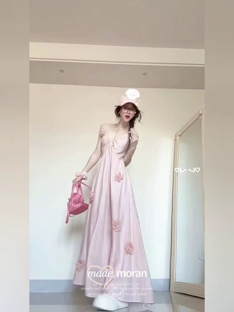 French-style beach maxi dress, 2025 summer new style, pink floral V-neck fairy-like suspender dress.