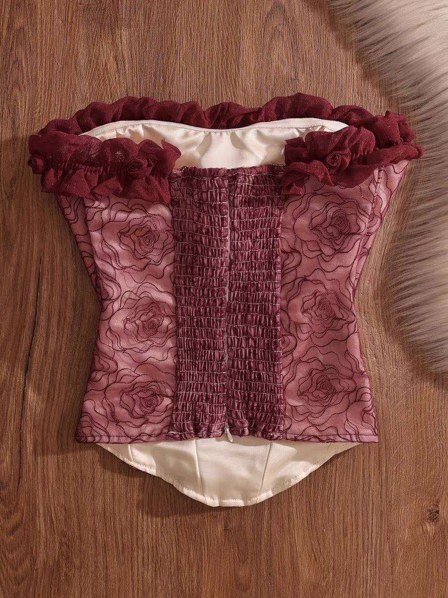 Red embroidered sexy fishbone strapless top with breast pads, worn as outerwear, fitted waist, off-shoulder bra, pure and alluring top.