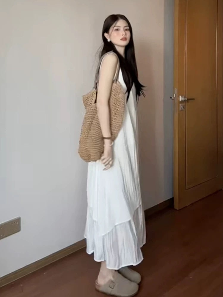 White suspender dress for women 2025 new spring and summer beach vacation wear sleeveless suspender dress