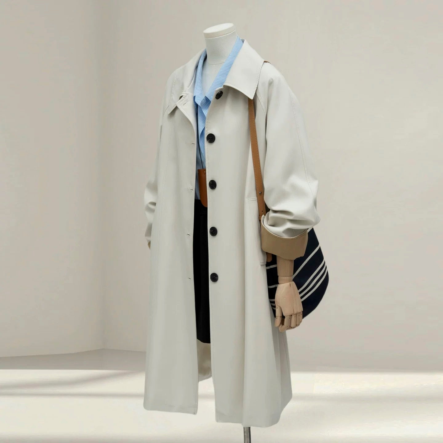 Sky blue Korean style simple contrast color windbreaker female 2025 autumn new loose casual mid-length coat jacket