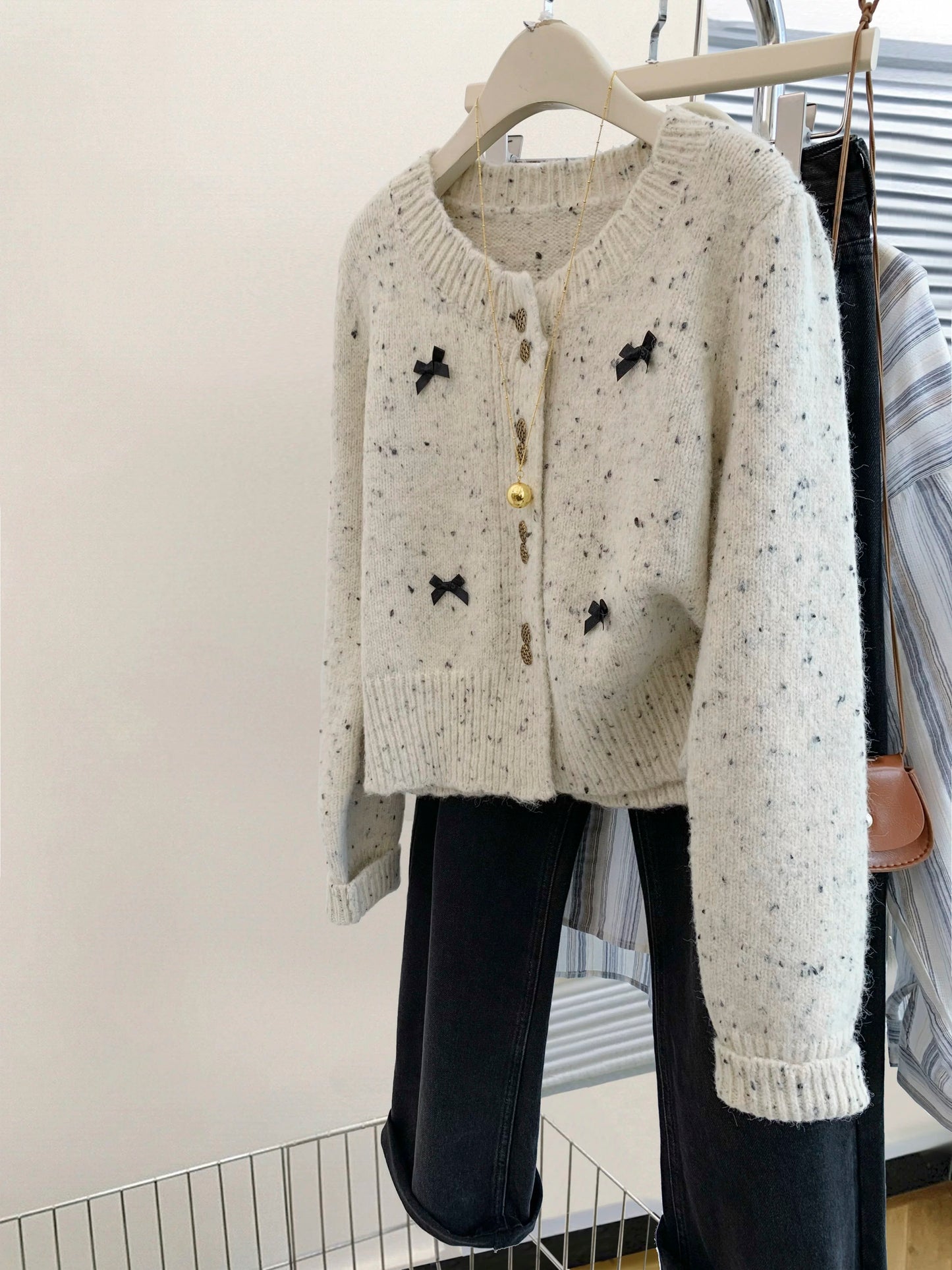 style bow-knitted sweater cardigan coat for women in early autumn straight shoulder French design short outerwear
