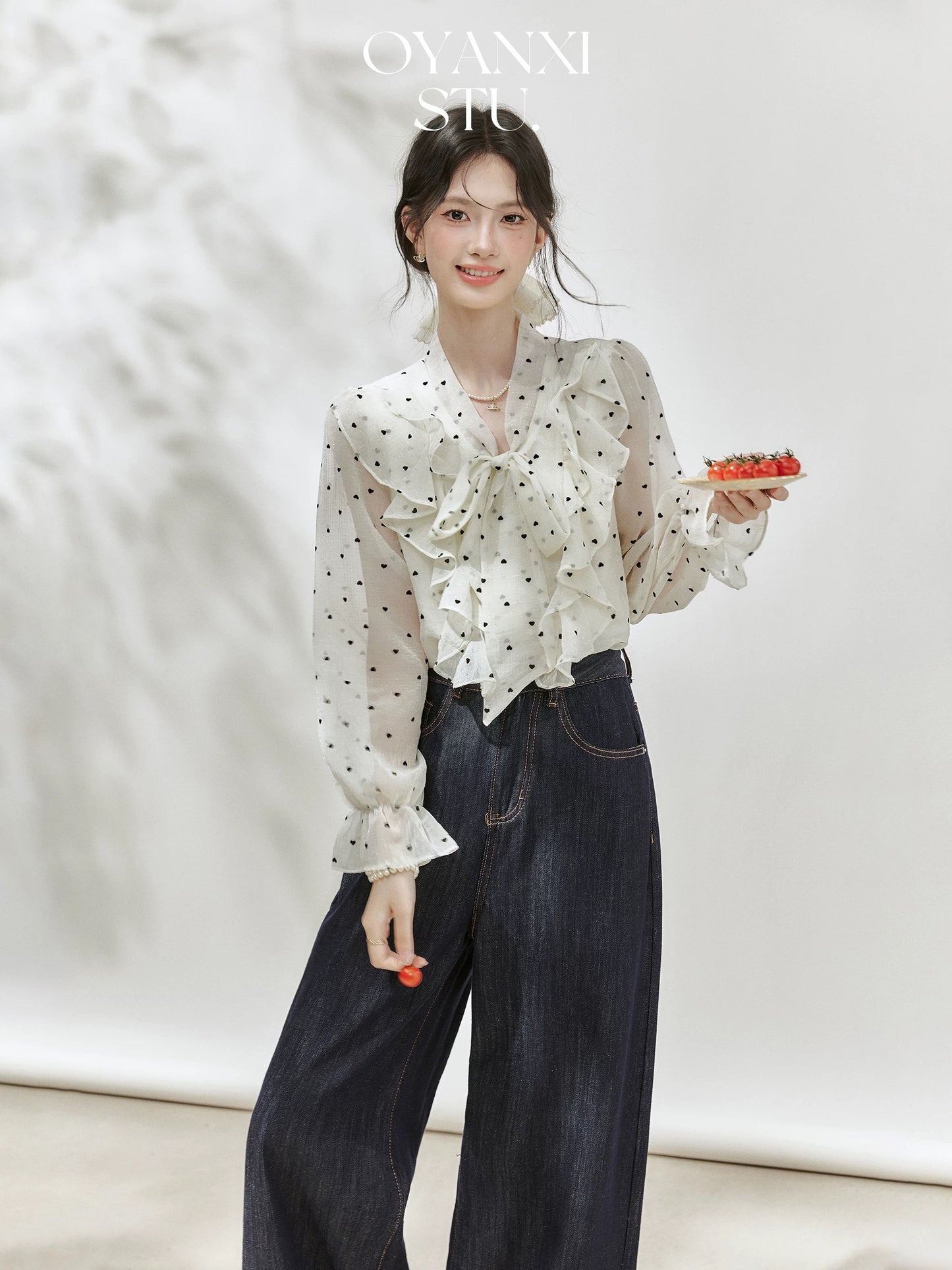 Ouyang Xi's "Exquisiteness" ruffled polka dot long-sleeved shirt autumn new loose bow top