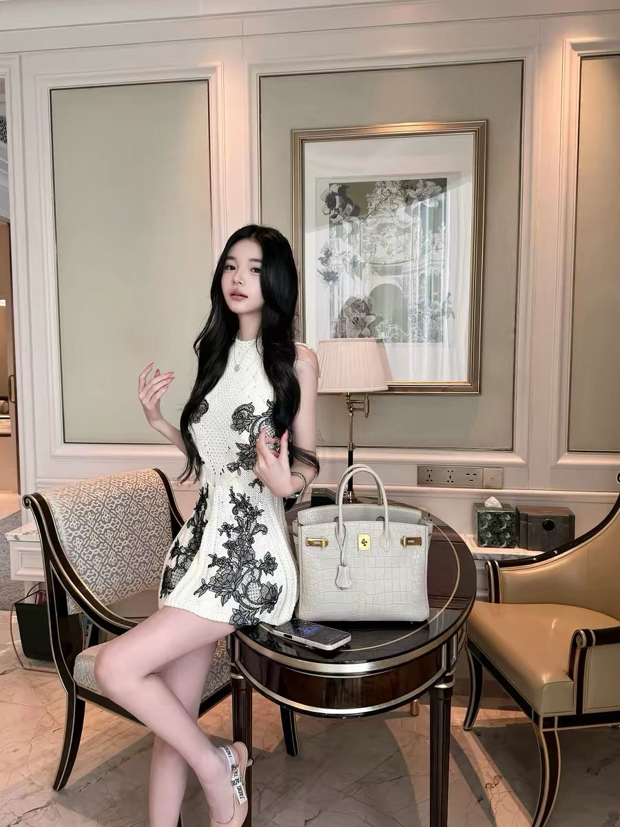 Qiauuu Mist-Swept Flowers Es* Heavyweight Handmade Positioning Lace Vintage Style Knitted Long Top for Women