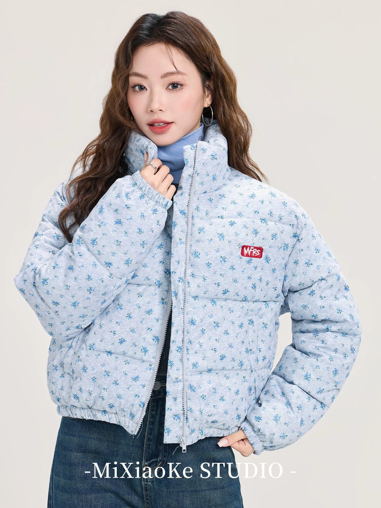 Mi Xiaoke Blue Floral Stand Collar Short Cotton-padded Jacket Women's Winter Thickened Cotton-padded Coat Petite Puff Coat
