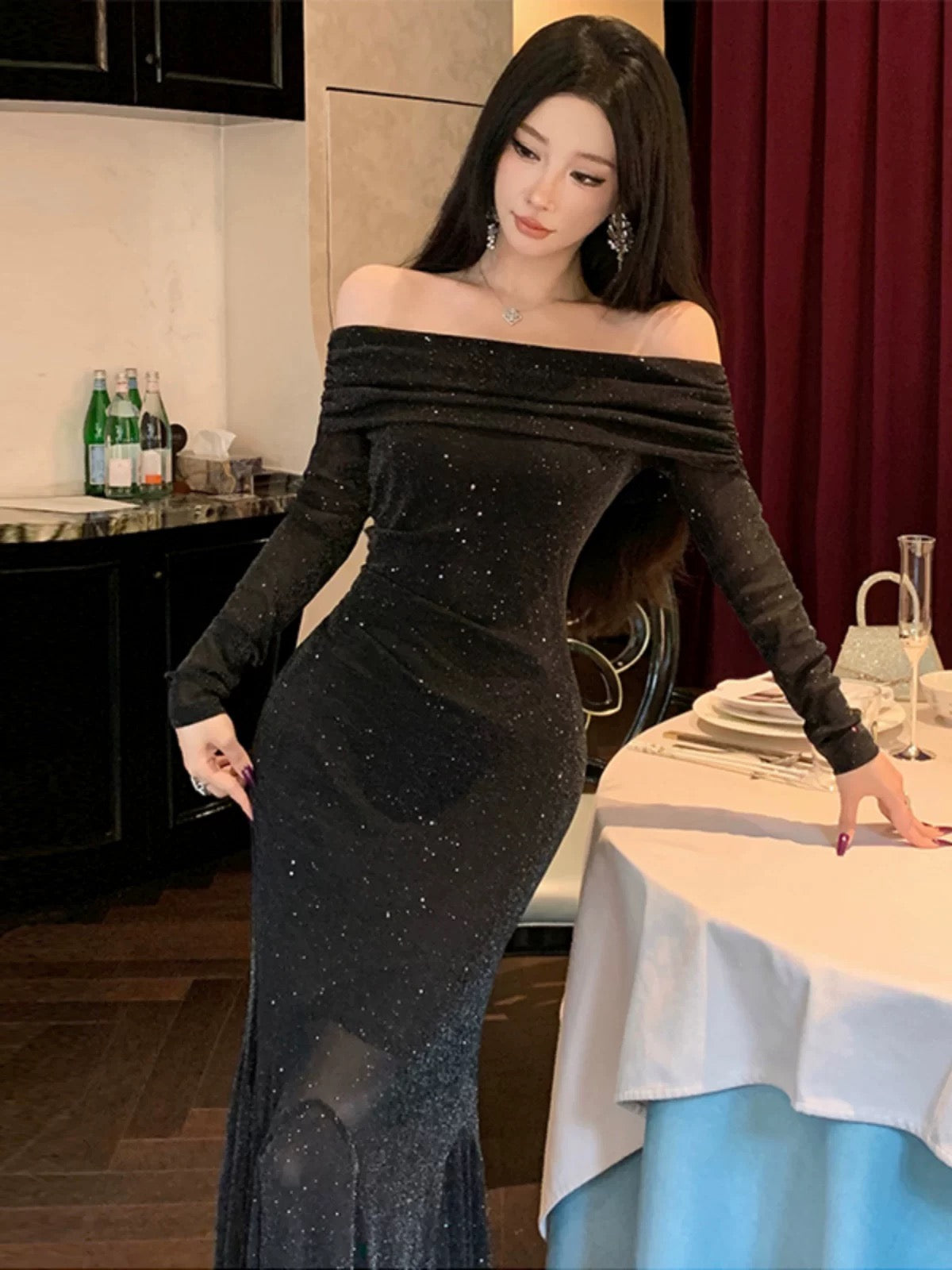 Hepburn-style little black dress, French style, socialite royal sister's high-end one-shoulder dress, slim-fitting fishtail dress