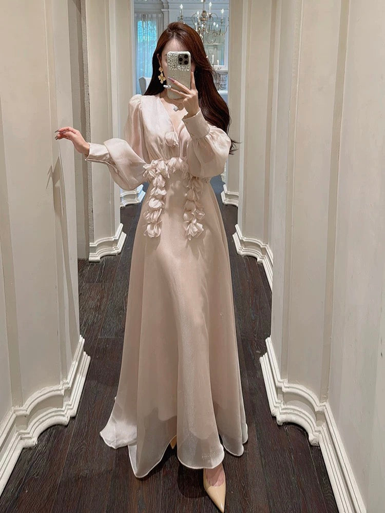 Miss Dong's high-end customized autumn clothing for women, 2024 new Korean style atmosphere wear silk flower dress