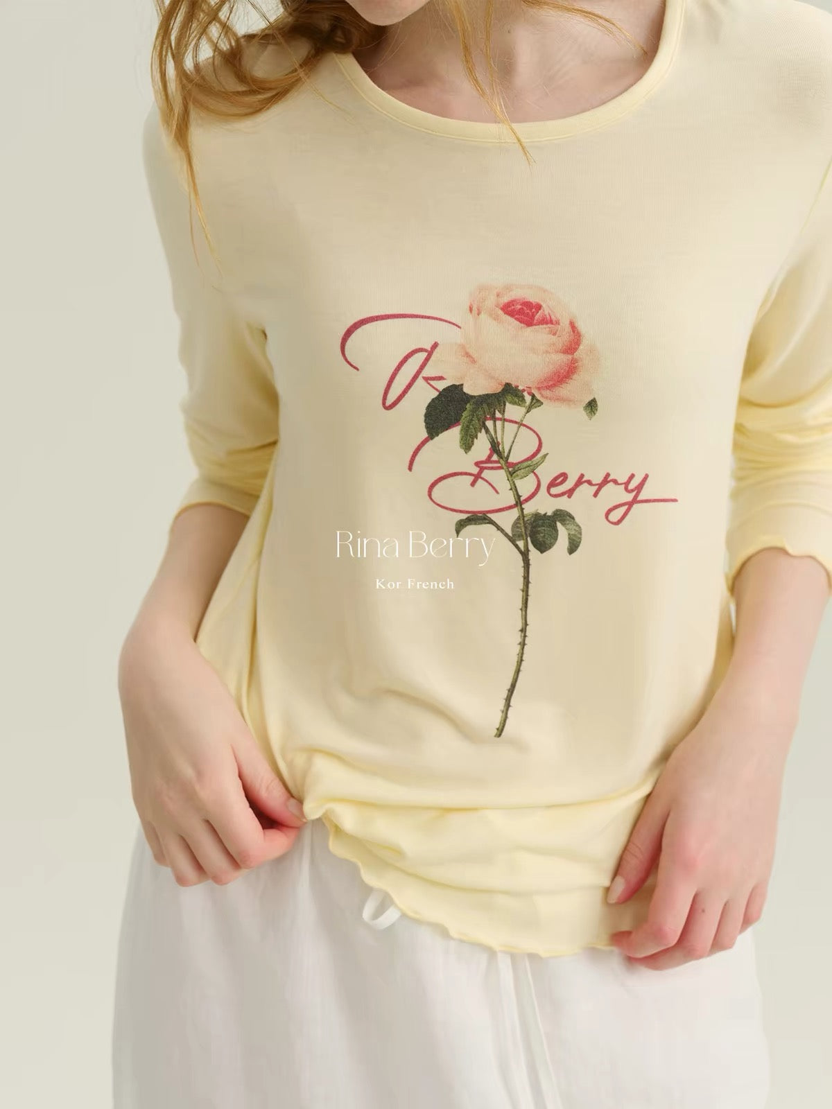 Rina Berry Vintage Rose-Print Long-Sleeve T-Shirt – Autumn Slim-Fit Base Layer with Lettuce-Edge Crew Neck