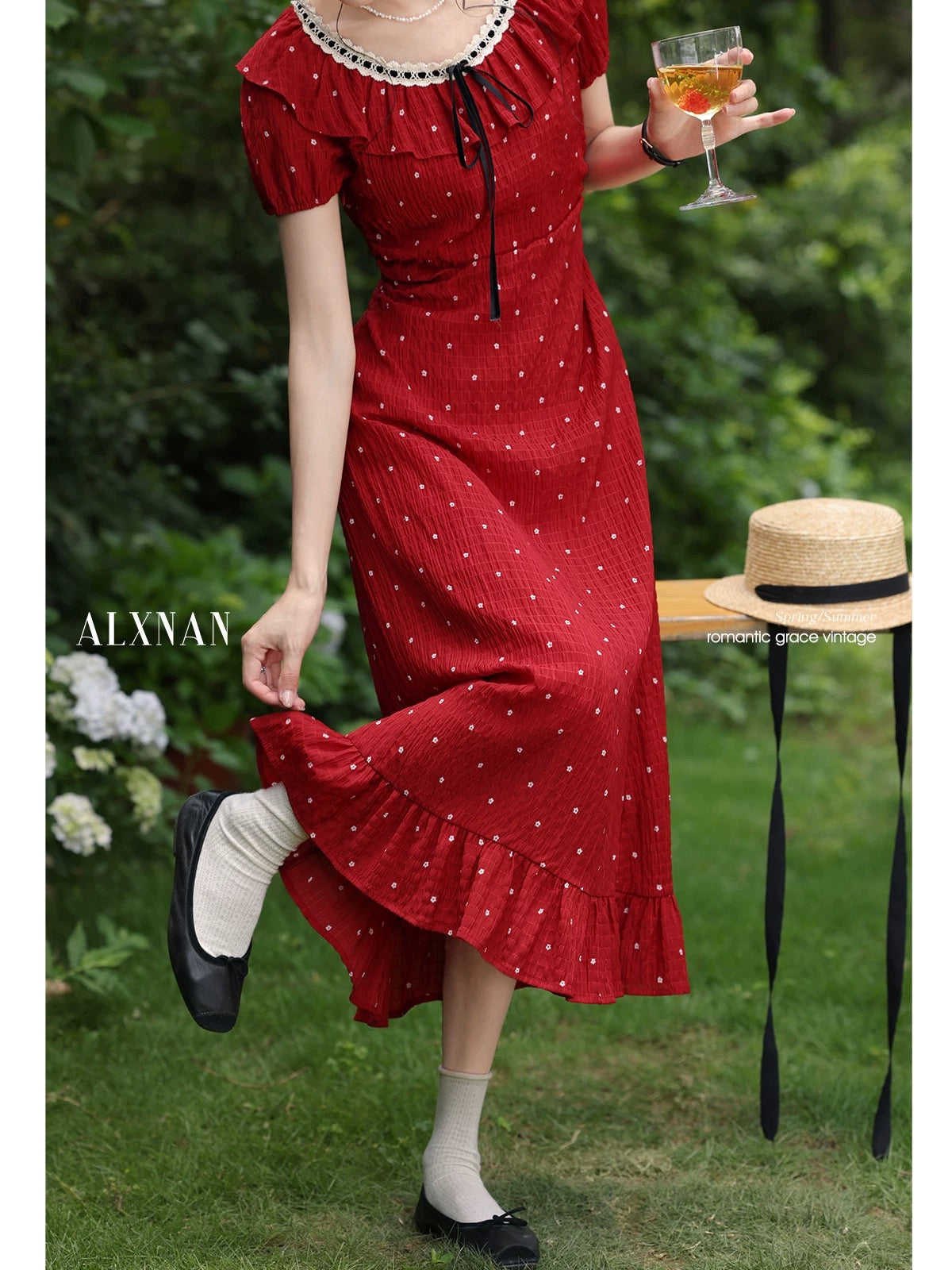 Lu Xiangnan "Red Tea Rose" French Red Retro Polka Dot Dress Women's Summer New Style Waist-cinching Long Skirt