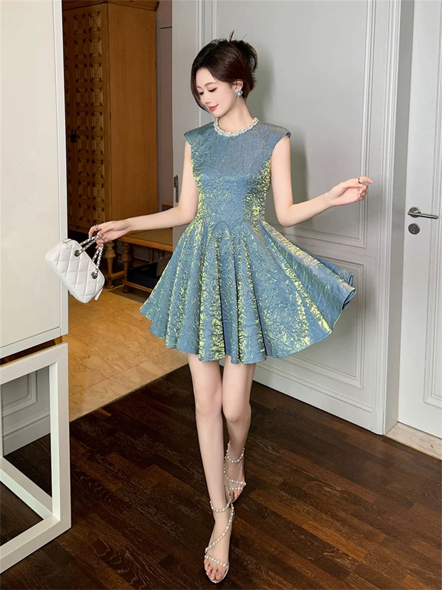 2024 new summer style light luxury and high-end sense of temperament socialite small fragrant style sleeveless dress women's waist slimming skirt