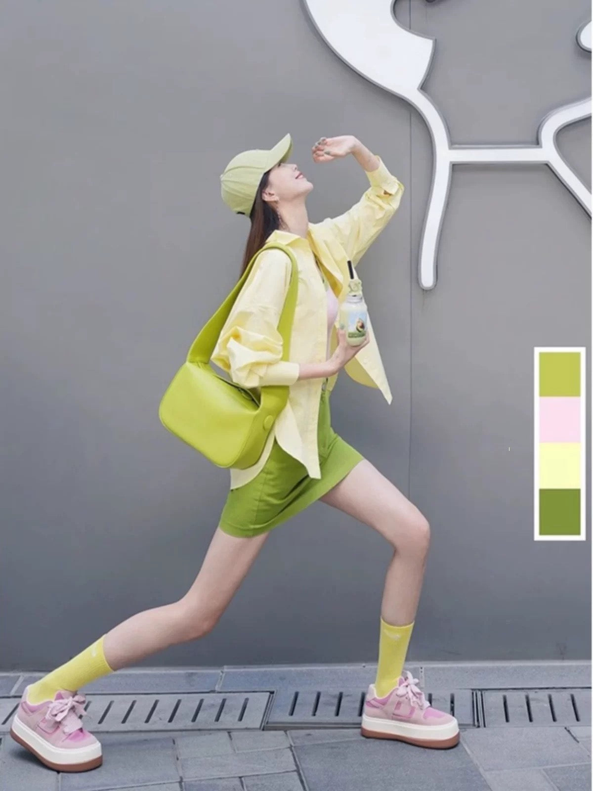 Summer clothes are matched with a complete set of summer dopamine tea style age-reducing wear for small people, salt style three-piece suit for women, summer style
