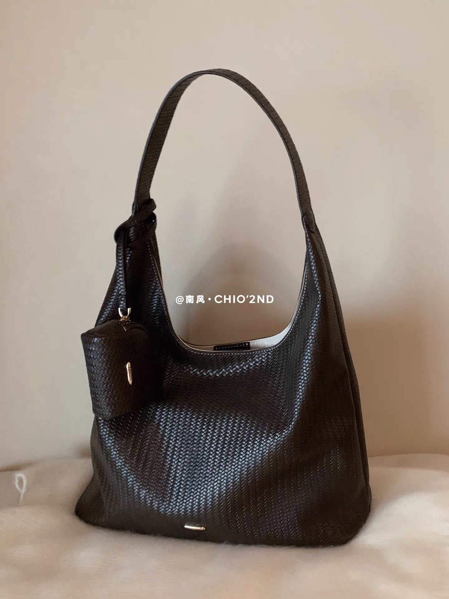 Chio2nd Nanfeng Yuanfang & Shitote Women's Large Capacity Simple and Stylish Relaxed Shoulder/Underarm Bag