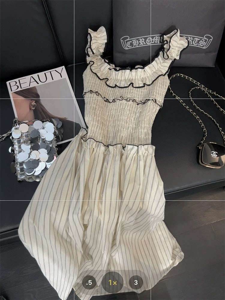 Color-blocked striped slip dress, millennial cream-colored ruffled design, summer gentle style, fitted waist long dress