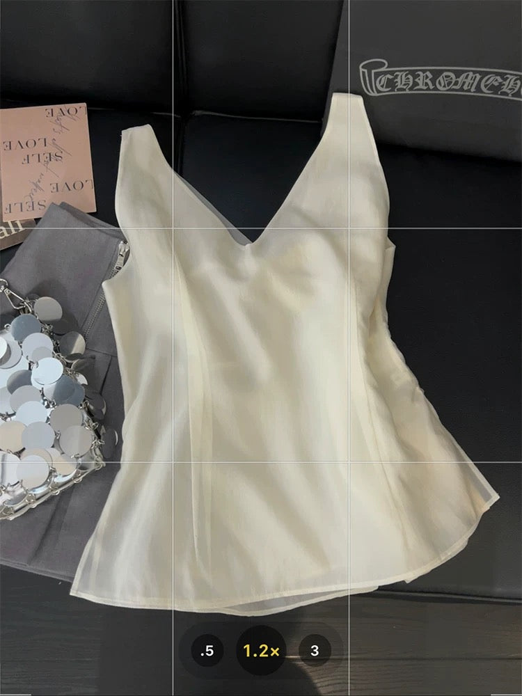 French-style V-neck mesh camisole for women, knotted design, unique summer style, elegant and versatile sleeveless top.