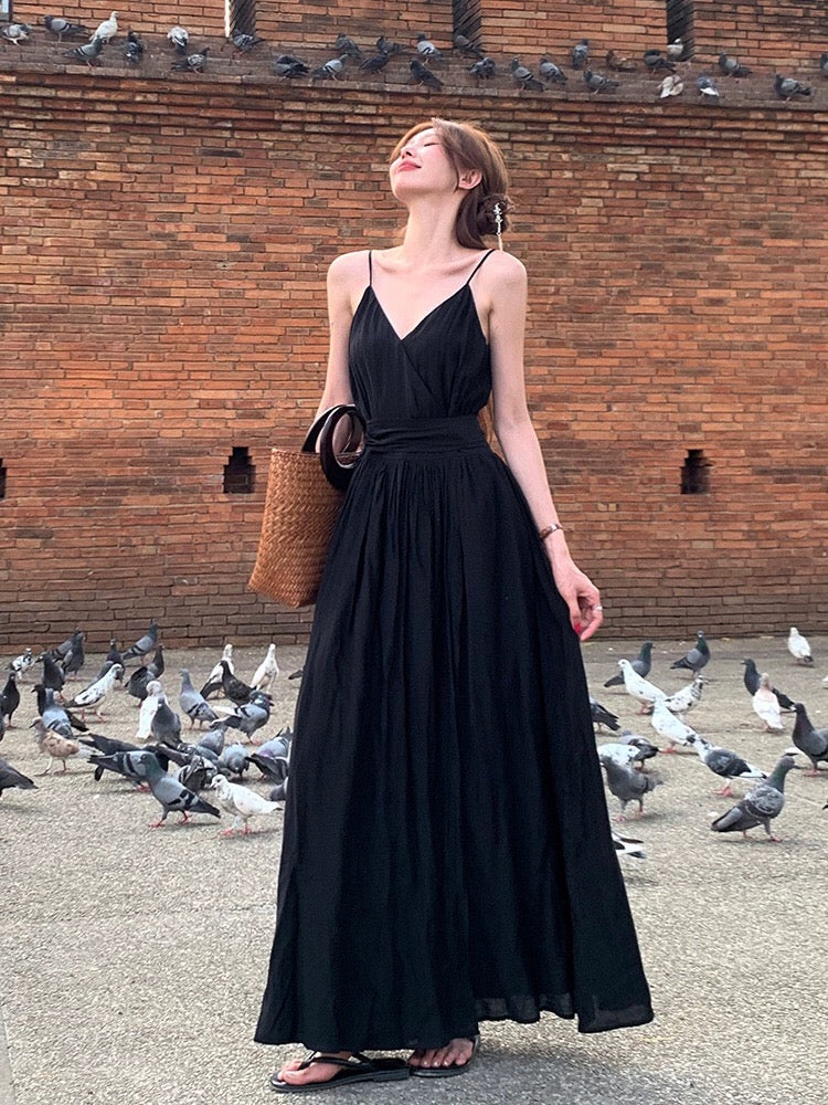 LINGLAI Linglai off-white suspender dress women's new summer new waist slimming beach vacation long skirt
