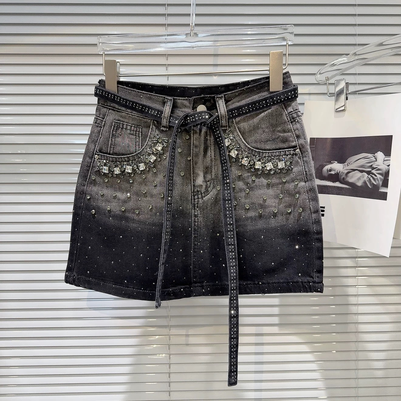 Internet celebrity same style 2025 summer new street hot girl rhinestone beaded strap heavy denim short skirt A-line skirt female