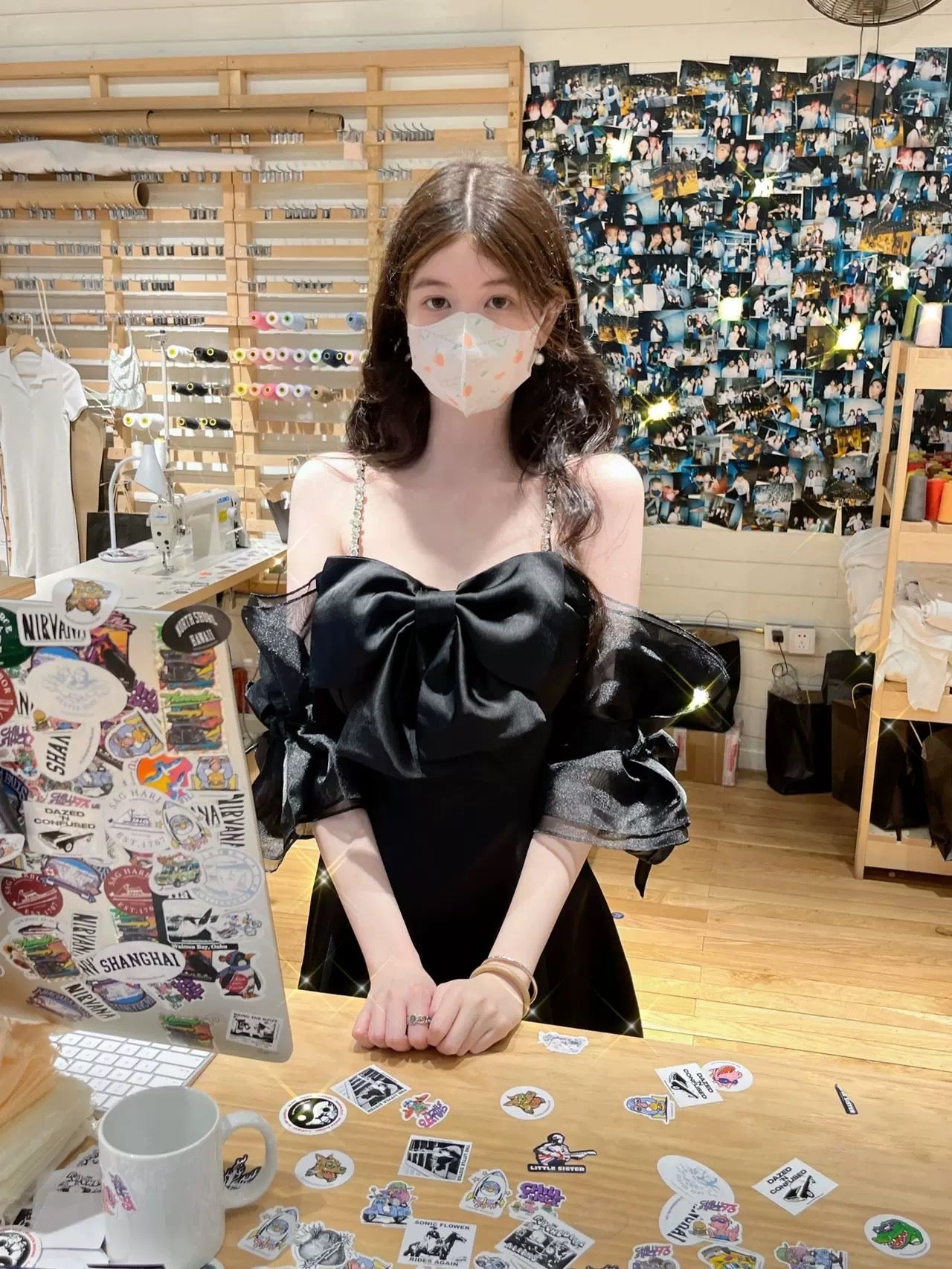French sweet and spicy pure lust style suspender dress with bow, high-end off-shoulder little black dress for summer