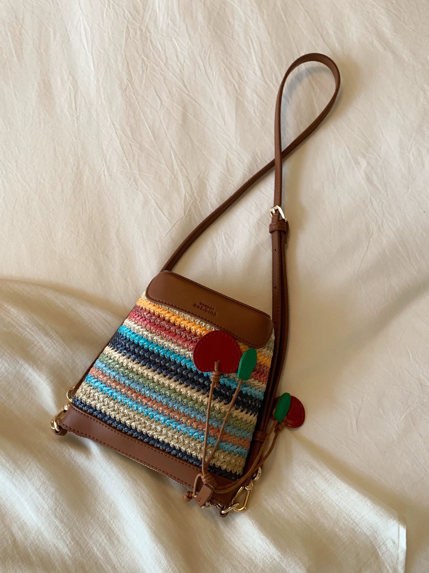 Chio2nd Colorful Wilderness Bucket Bag for Women, Autumn/Winter, Shoulder/Crossbody Small Bag, Rainbow Woven Phone Bag