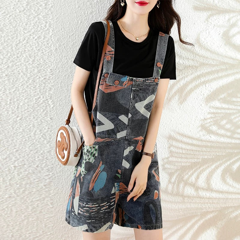Summer 2025 age-reducing and slimming T-shirt fashion two-piece suit European station print denim bib shorts suit for women