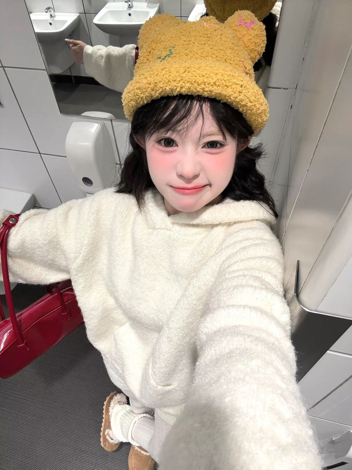 Soft and cozy style white women's autumn and winter loose sweatshirt and knitwear two-piece set