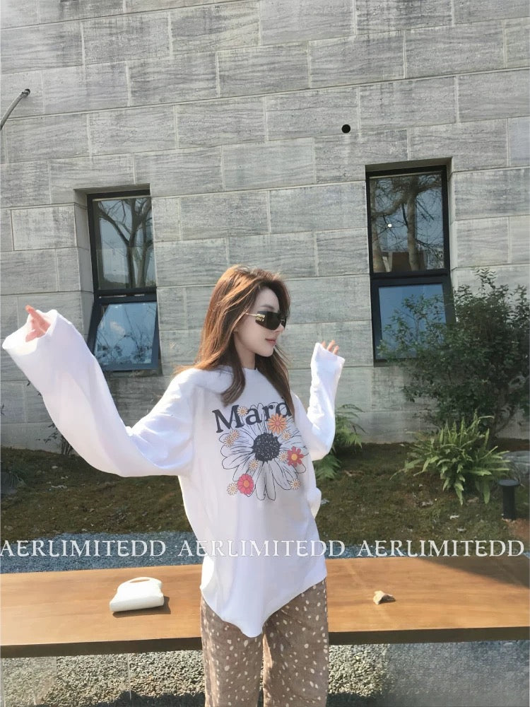 Korean! Md * Spring and summer small daisy round neck long-sleeved T-shirt women's loose thin sun protection shirt top