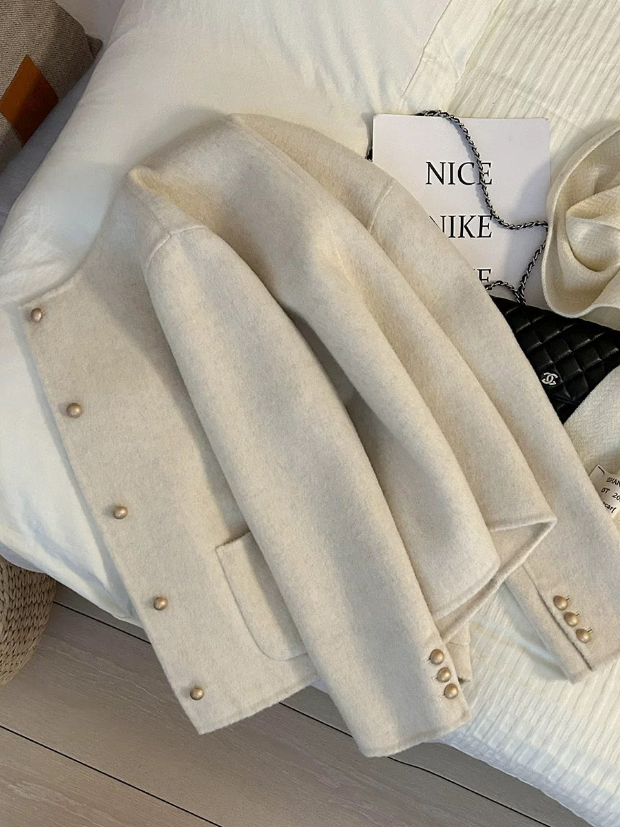 2025 Autumn/Winter New Off-White Lazy Gentle 70% Wool Double-Faced Short Coat for Petite Women