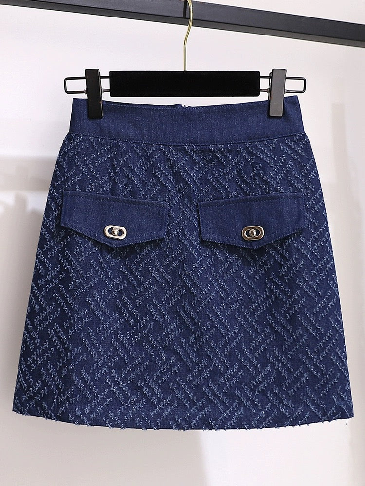 Small fragrant style denim suit skirt for women summer 2024 new style for small people to wear a complete set of temperament short skirt two-piece set