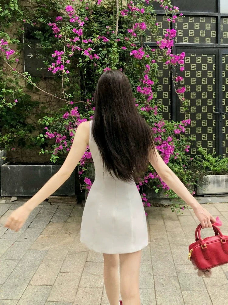 WAHJU Falling Flowers for Faith New Summer Flower Embroidery Design Slimming Sleeveless A-Line Dress