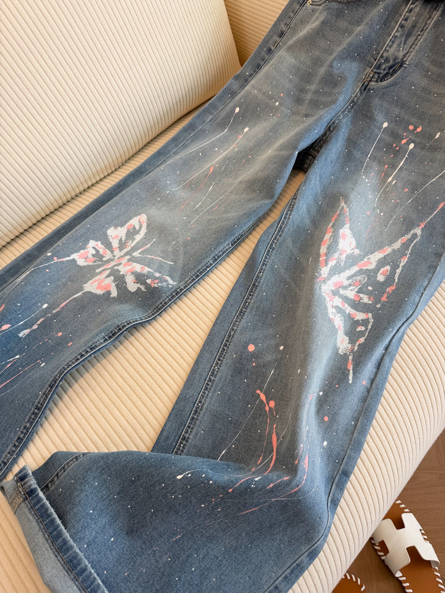 Blue butterfly print high-waisted straight leg jeans for women, new summer 2026 style, super cute wide-leg pants.