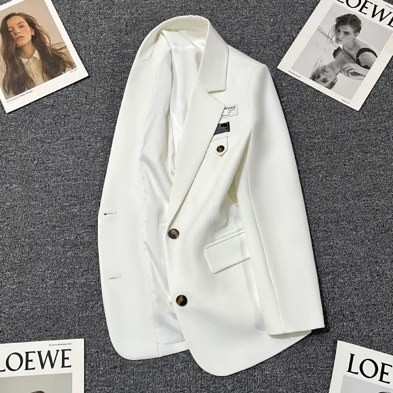 2025 Spring and Autumn new white suit jacket for women, design sense, college style, age-reducing, versatile, small-sized street suit