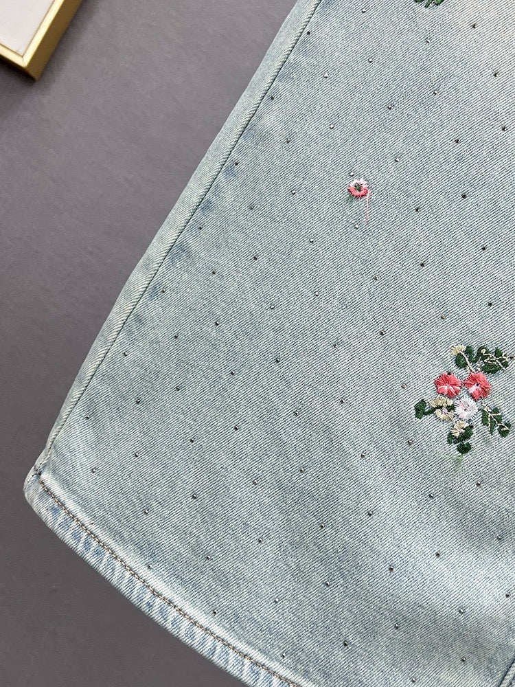 Hot diamond denim skirt for women 2024 new spring and summer high-waisted slim-fitting national style embroidered hip-hugging long skirt