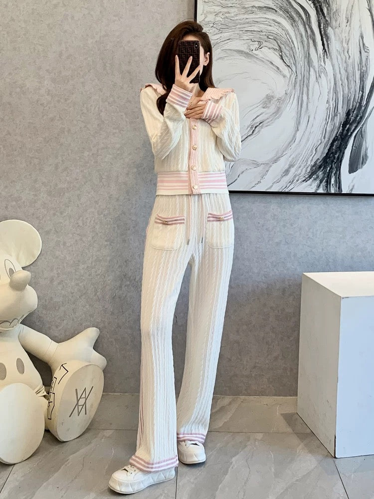 Xiaoxiangfeng casual fashion sports suit women's autumn slimming and age-reducing Internet celebrity knitted wide-leg pants two-piece set with western style