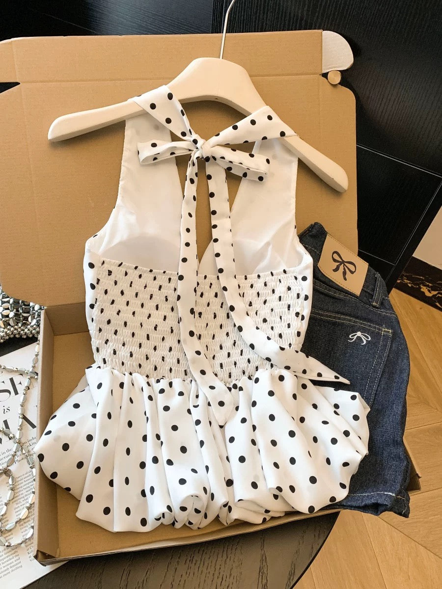 Jade Closet flagship store recommendation: Melard's sexy and chic V-neck polka dot camisole for women.
