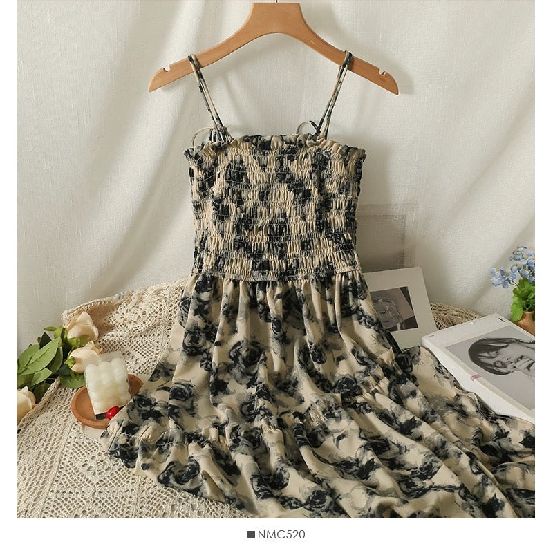 French retro floral tube top dress for women summer 2024 new style temperament high-end waist slimming suspender skirt