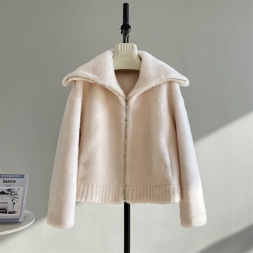 Half a dozen crisp lamb wool navy collar fur fur one-piece sheep shearling coat women's short 2024 winter explosion A338