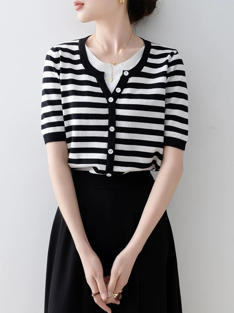 Knitted sweater women 2025 summer new unique beautiful loose round neck striped fake two-piece design short-sleeved top