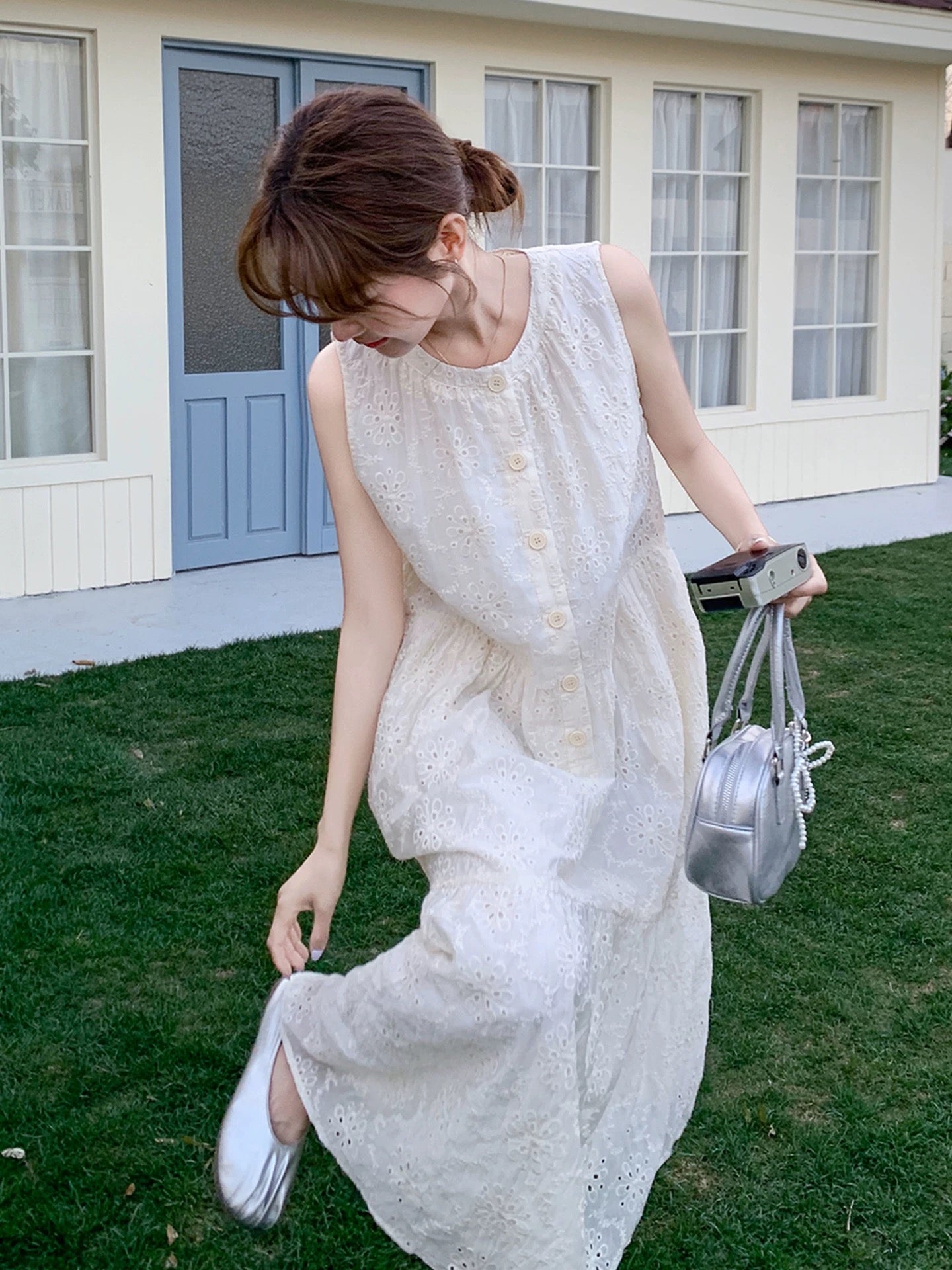 Off-white hollow jacquard sleeveless vest dress for women summer new style seaside vacation slim French temperament long skirt
