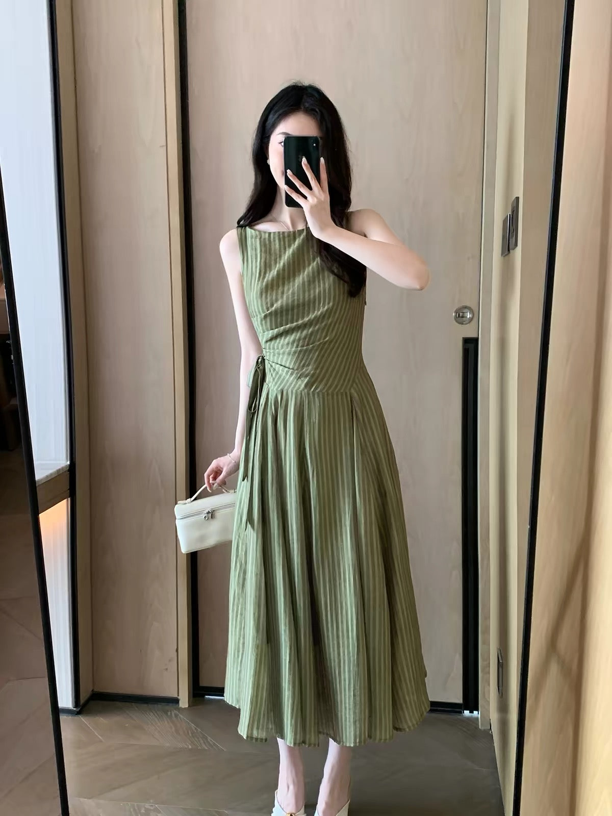 FT GUOGE Women's Striped Sleeveless Dress – Summer 2026 New Arrival; Sophisticated, Affordable Luxury Style with a Voluminous Flared Skirt