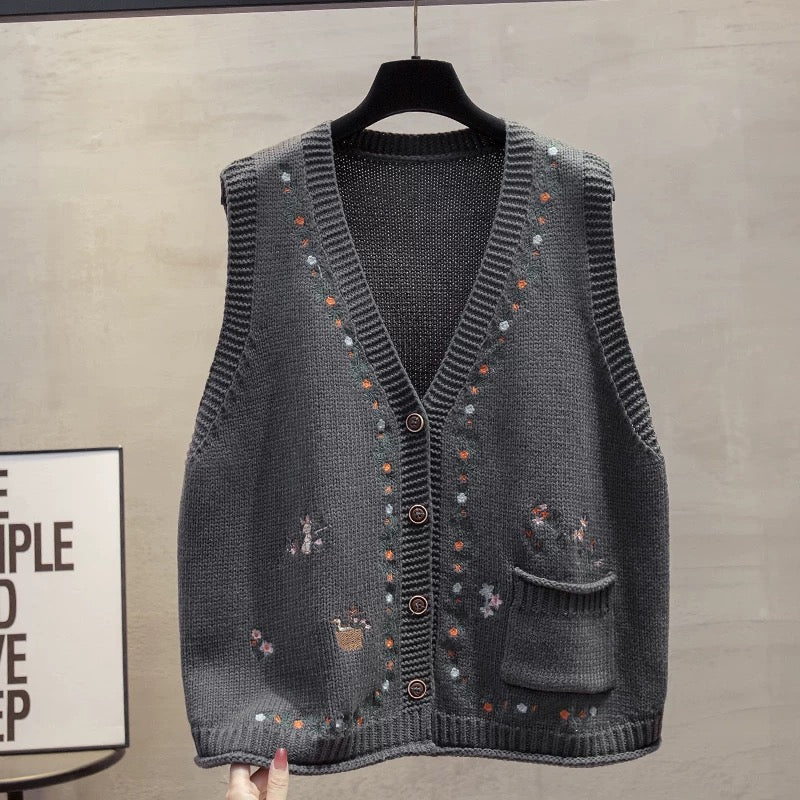 Embroidered cardigan v-neck knitted vest vest women 2025 autumn and winter new loose outer wear vest sweater waistcoat trend