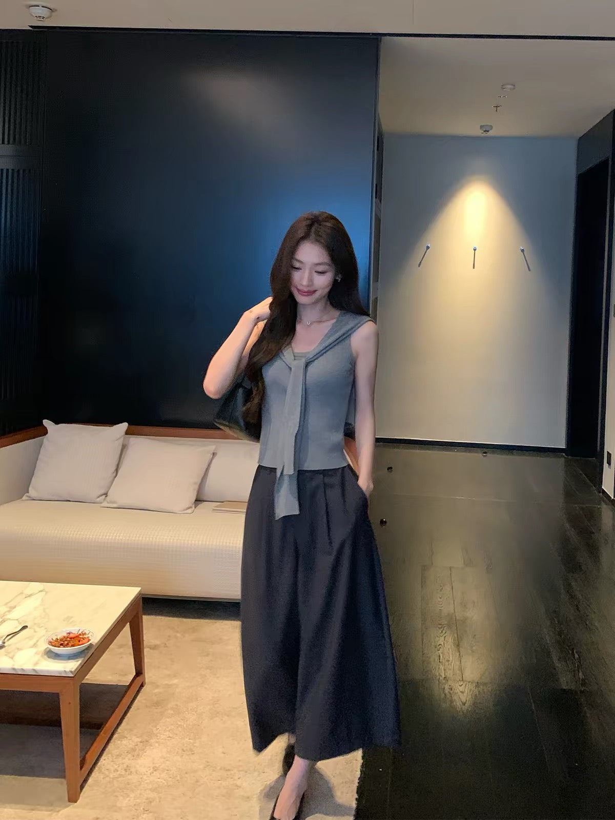 pusumede Relaxed-Fit Grey High-Waisted Wide-Leg Trousers – Loose, Slimming, Drapey Cropped Casual Pants for Women