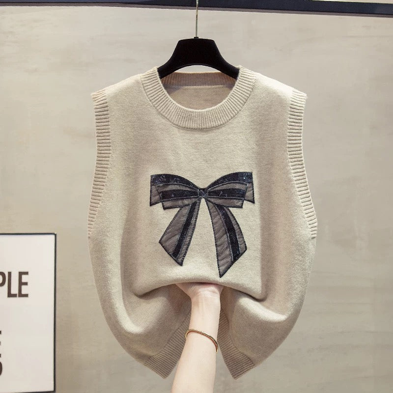 Round neck knitted vest women's 2025 autumn and winter new loose outer wear vest layered sweater waistcoat trend